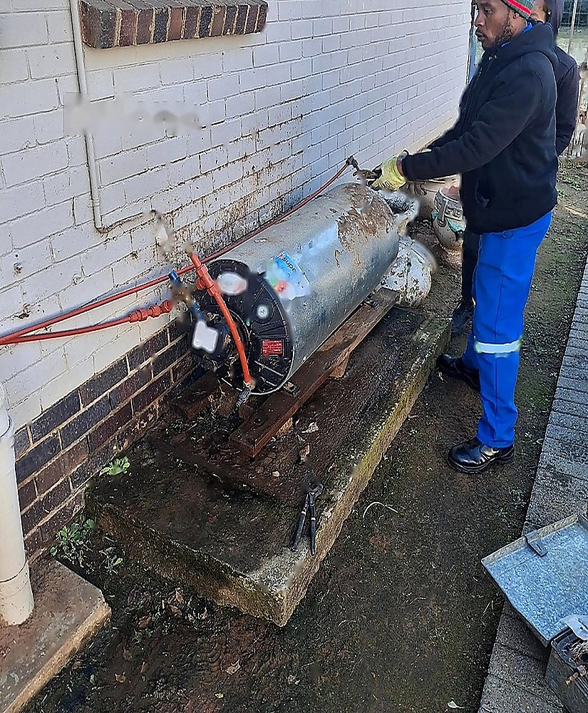 Signs your geyser needs replacing โ Goudveld Plumbing